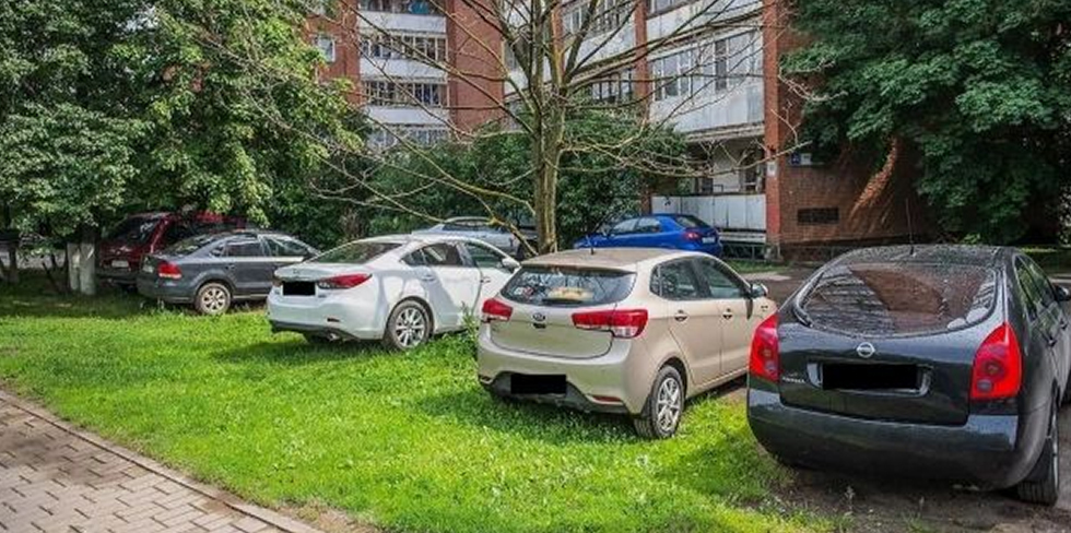 Можно ли в Беларуси купить парковочное место для авто во дворе многоквартирного дома?