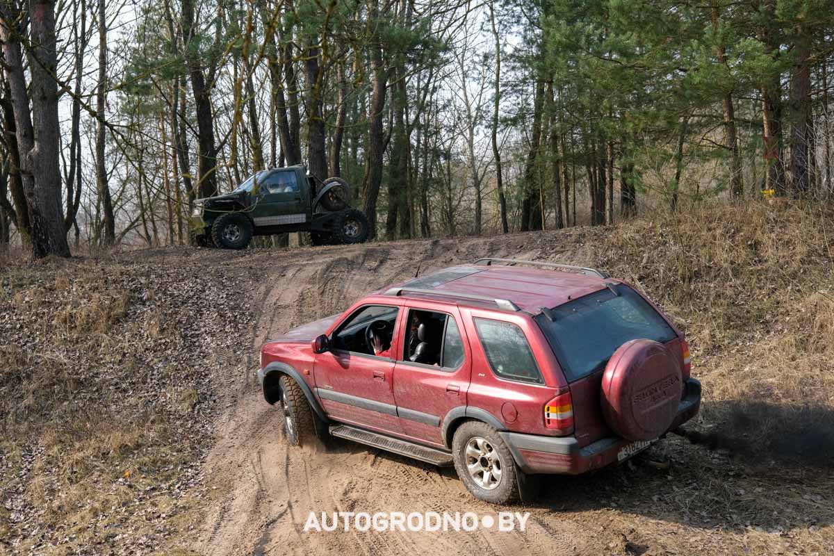 Соревнования на внедорожниках в Гродно