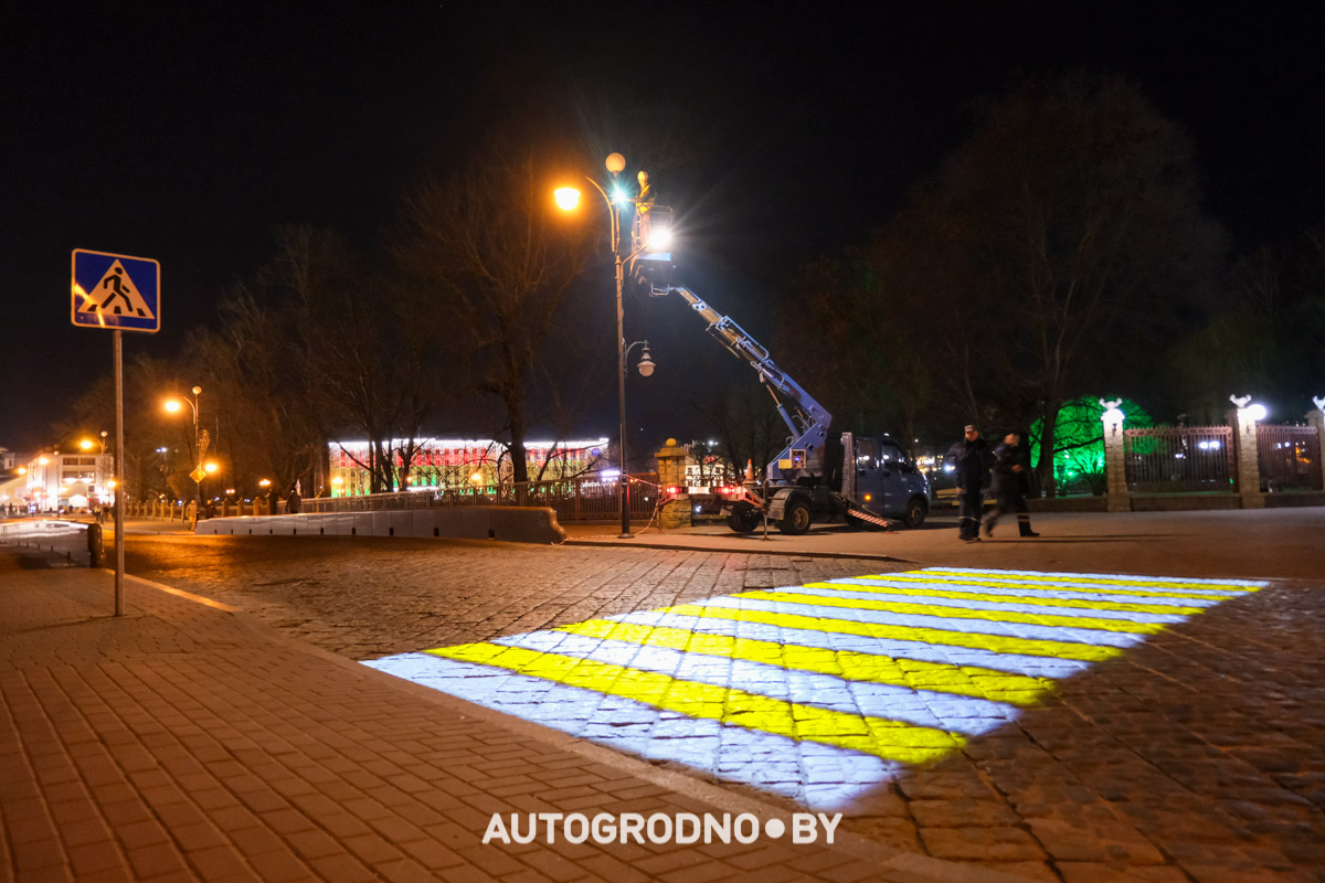 Светящийся пешеходный переход в Гродно