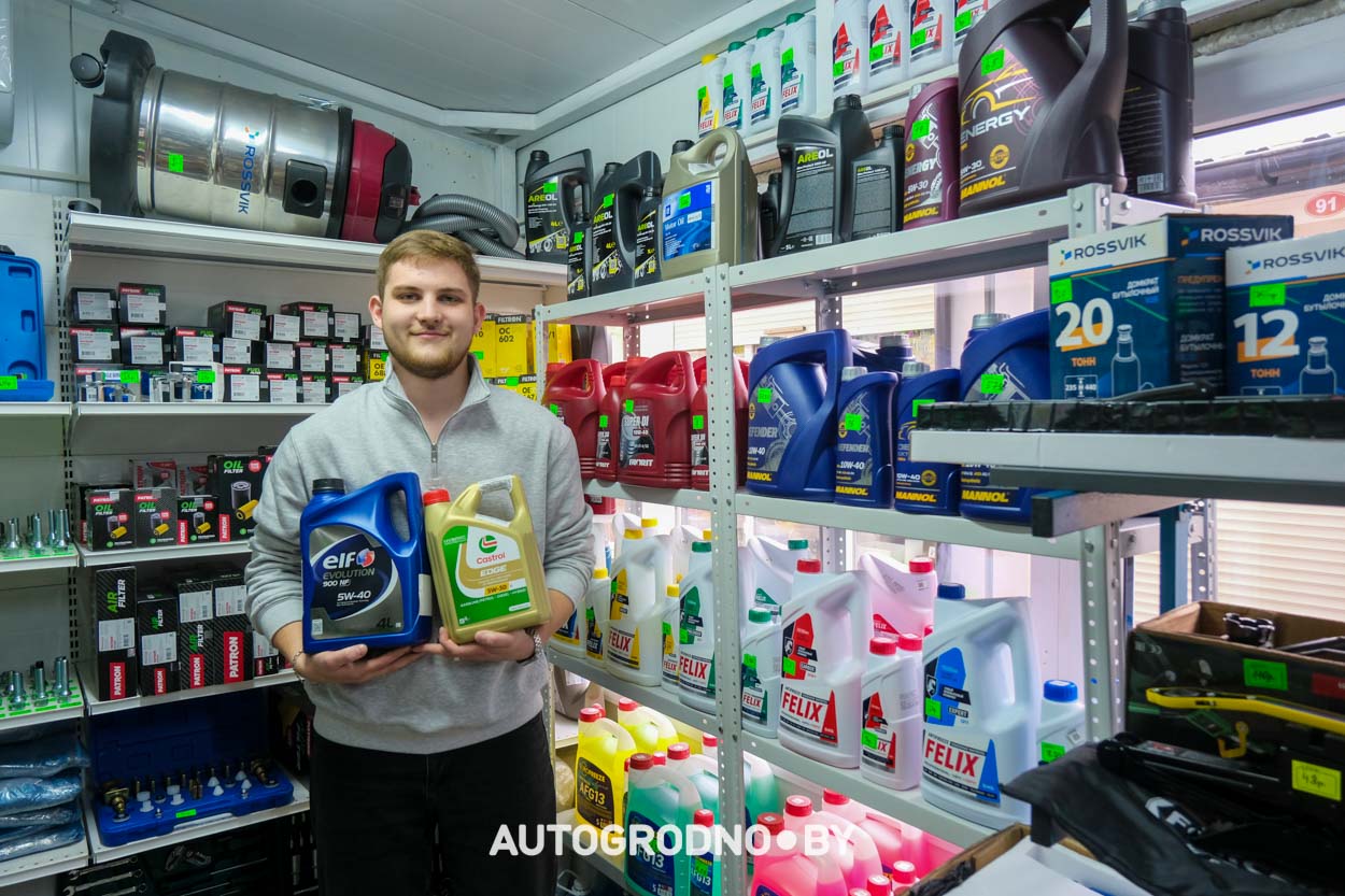 Магазин запчастей в микрорайоне Ольшанка в Гродно