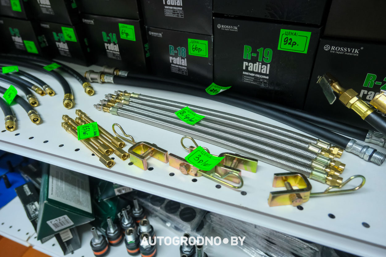 Магазин запчастей в микрорайоне Ольшанка в Гродно