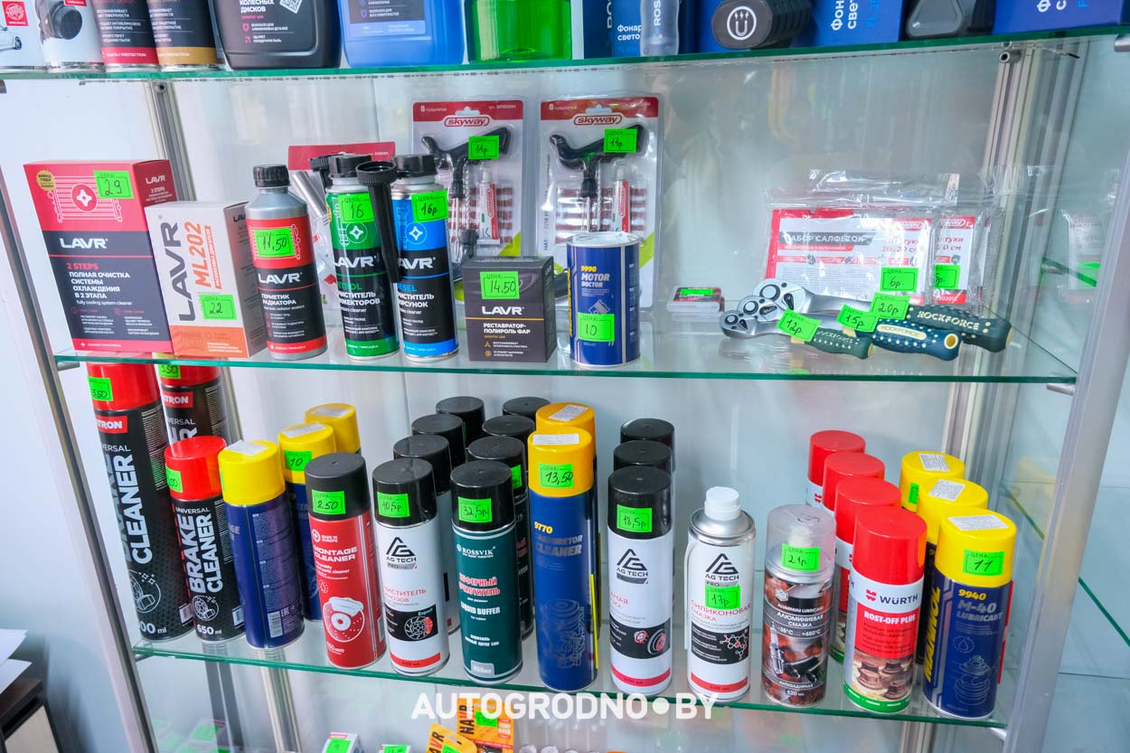 Магазин запчастей в микрорайоне Ольшанка в Гродно