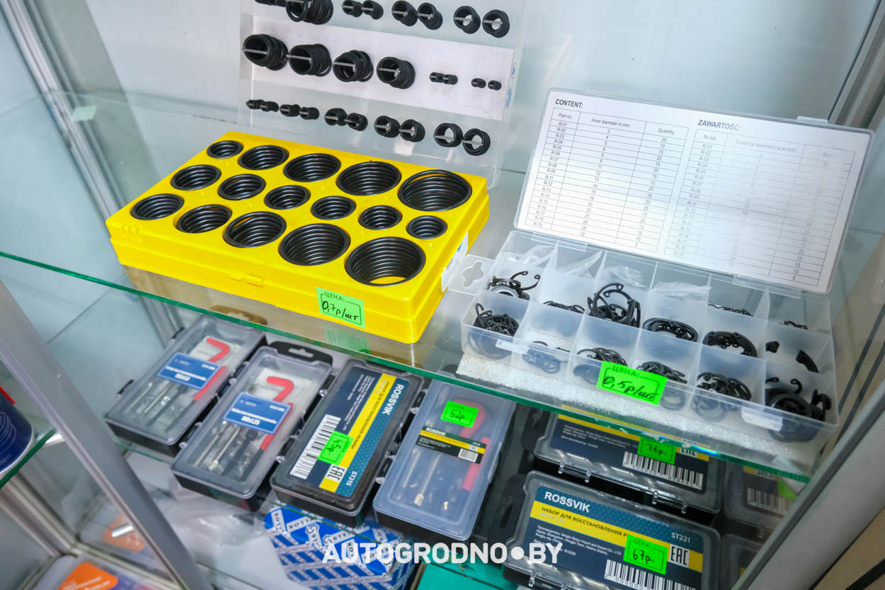 Магазин запчастей в микрорайоне Ольшанка в Гродно