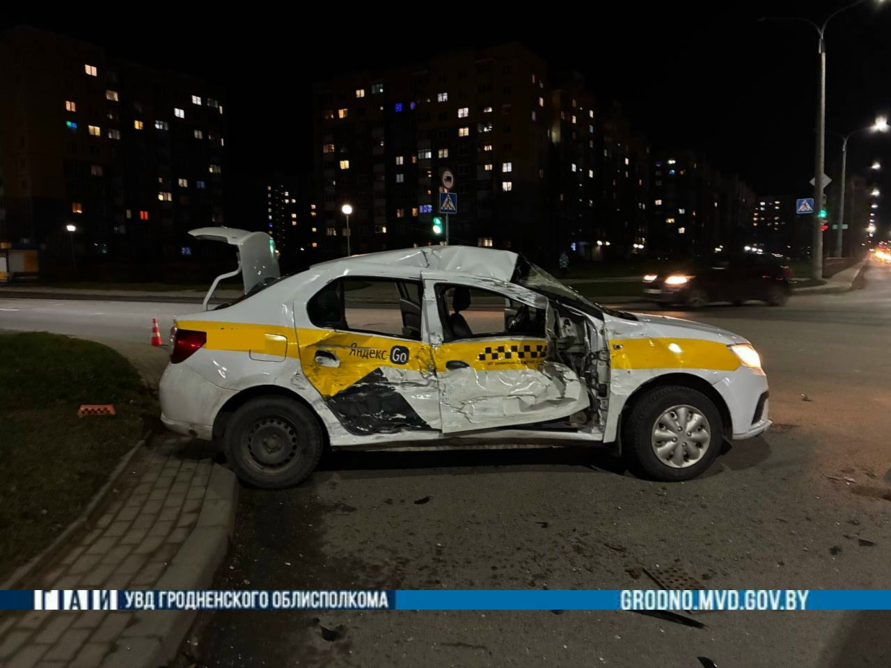 bel rosy taxi 23 12 01