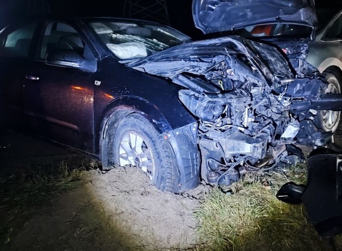 три автомобиля пострадали