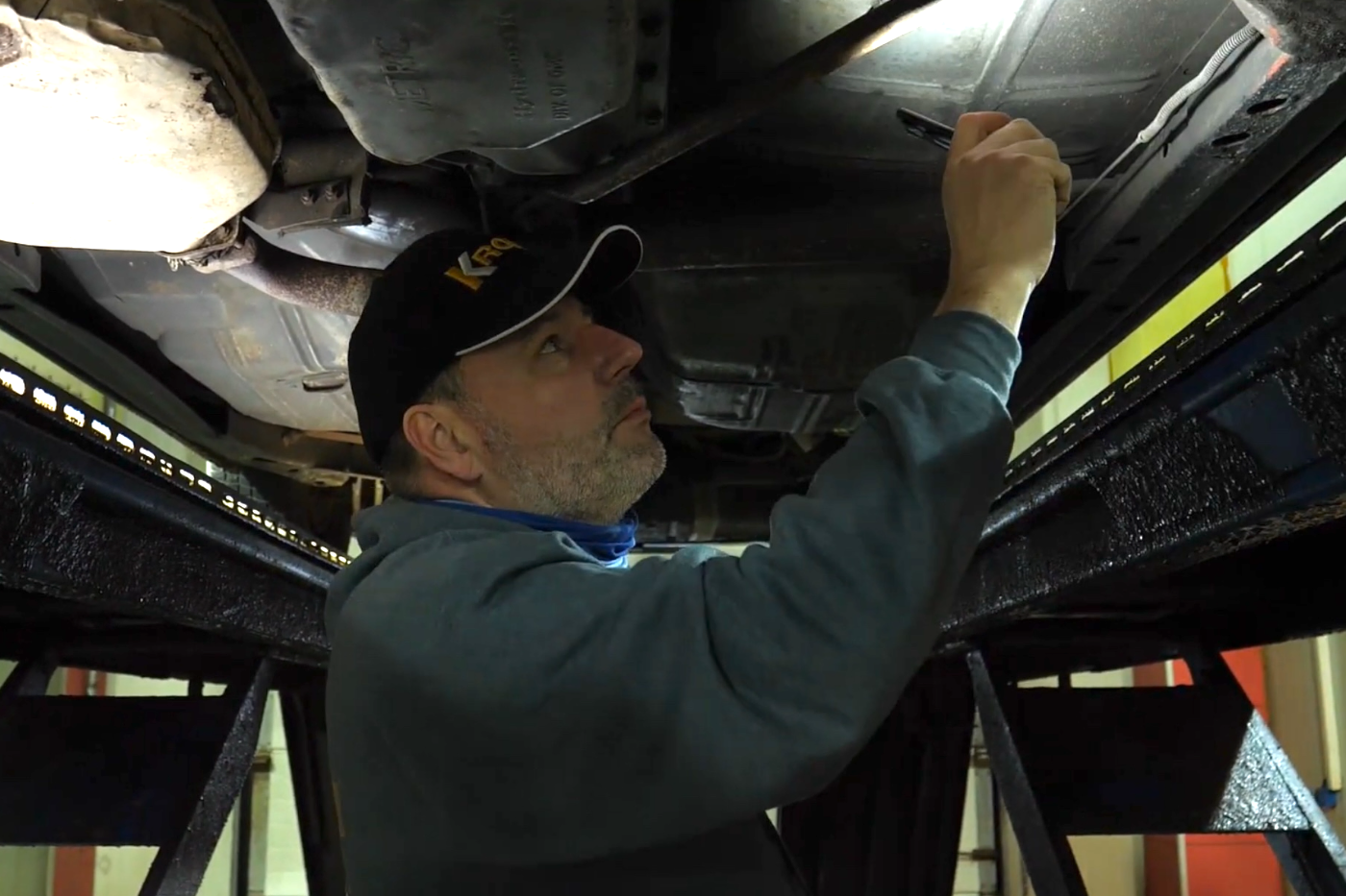 zima avto hranenie 01