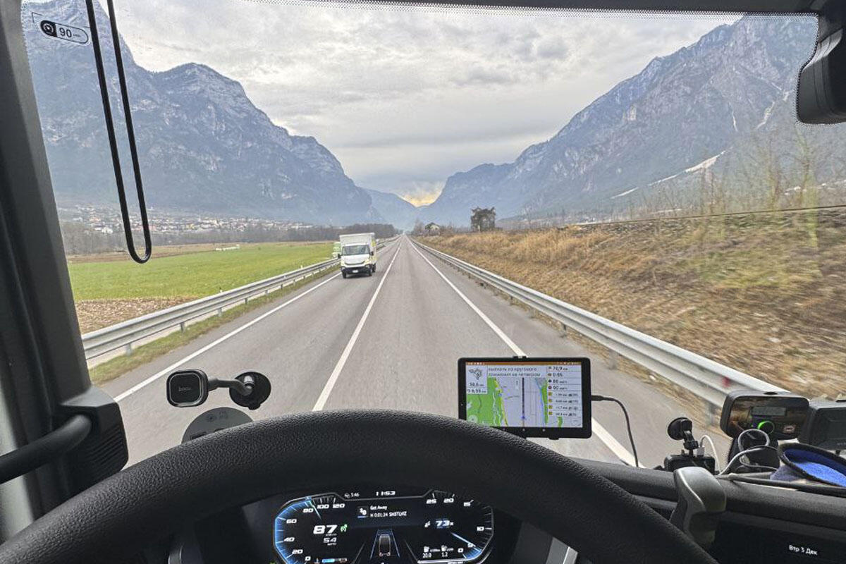 dalnoboj mogeljov odinochka zarplata 01