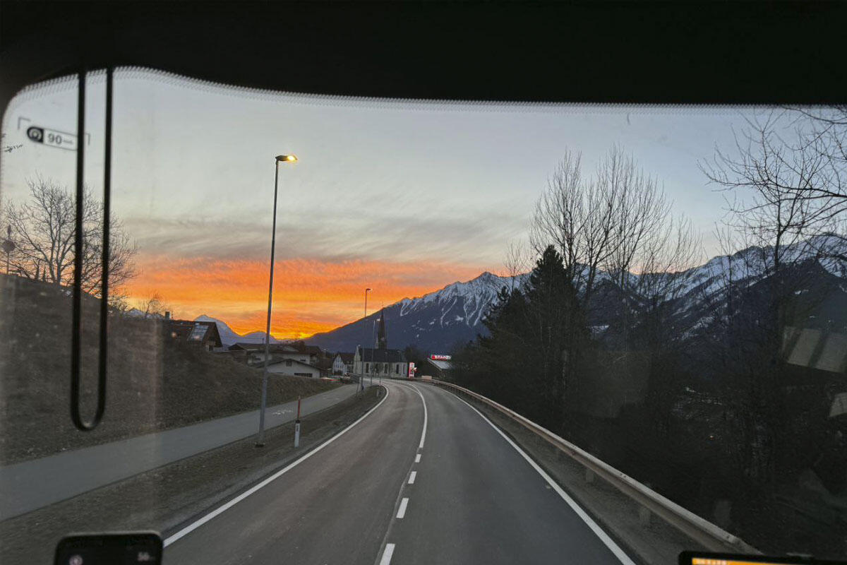 dalnoboj mogeljov odinochka zarplata 01