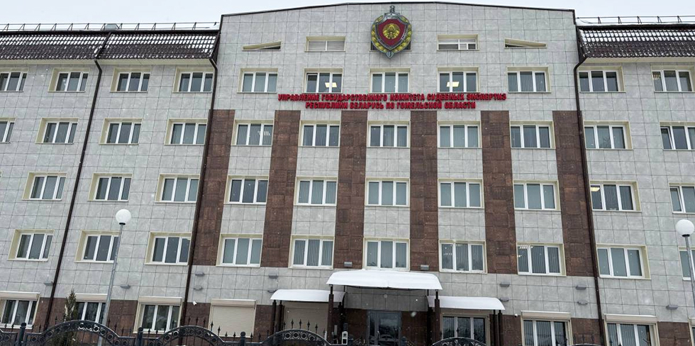 При переоформлении автомобиля выясняется, что номер кузова частично коррозирован. Что делать?