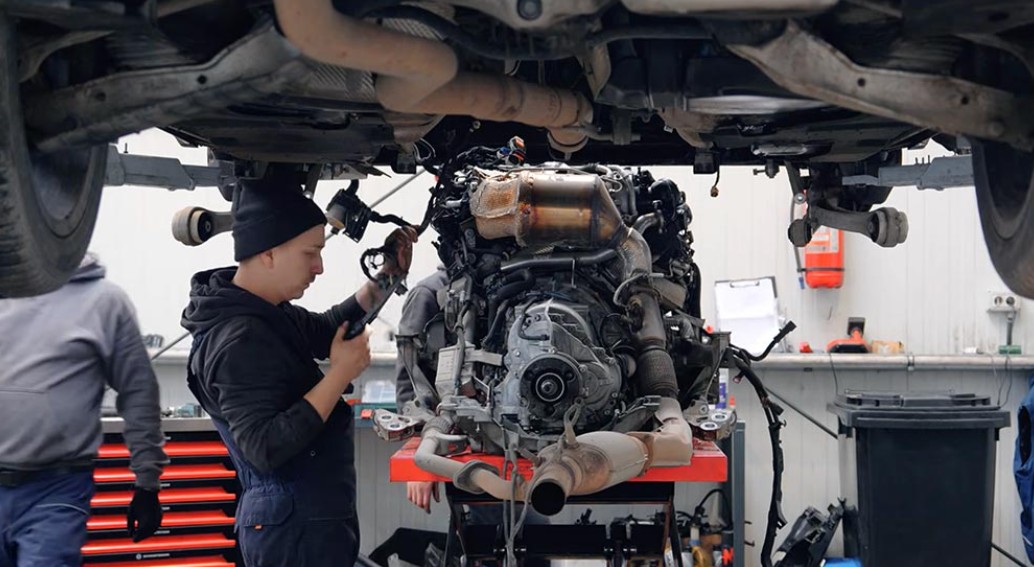 Механики показали, как выглядит современный двигатель, в котором редко меняют масло VW 3.0 TDI