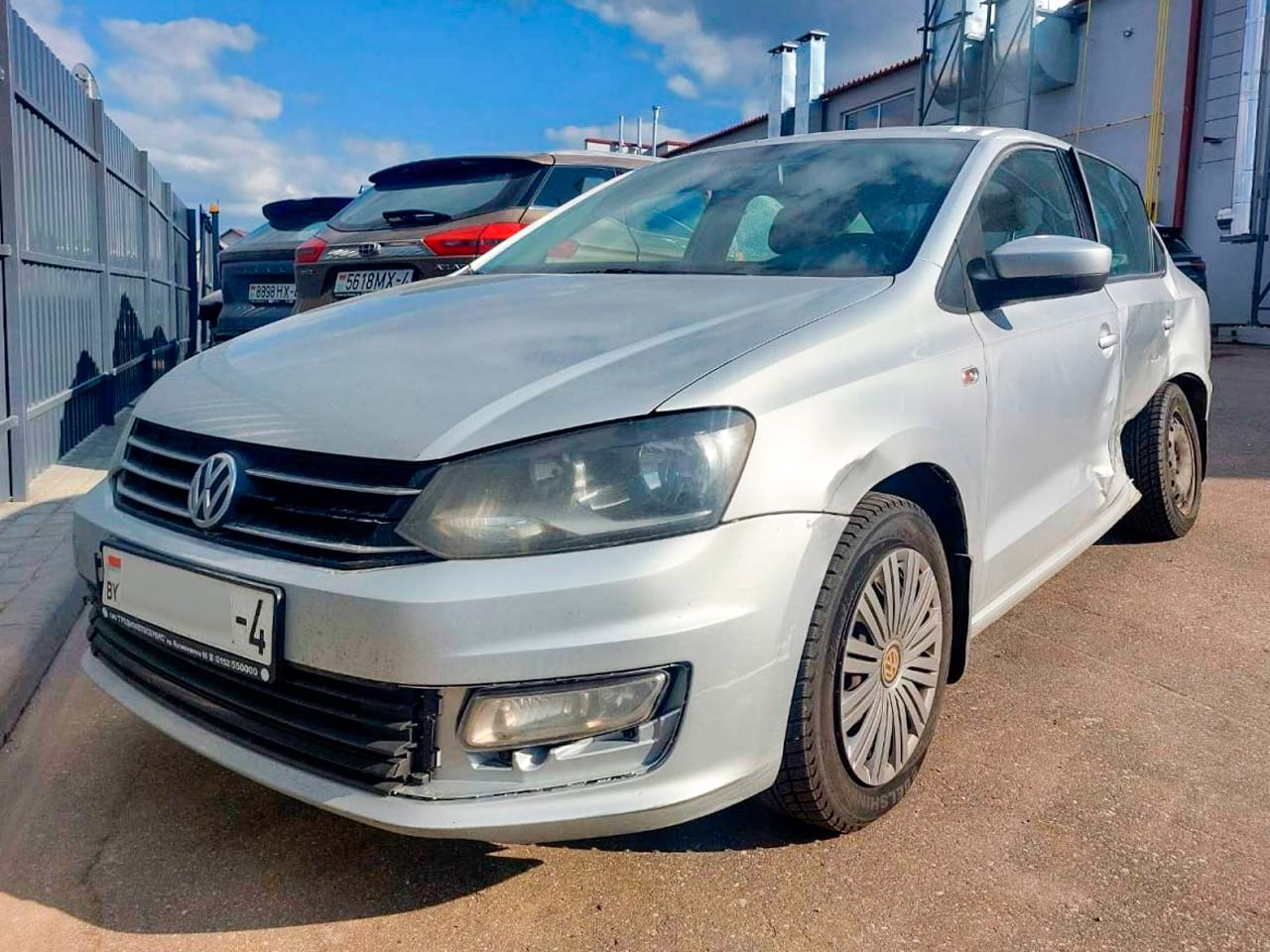 Покраска автомобиля после ДТП в Гродно. Фото до начала работ