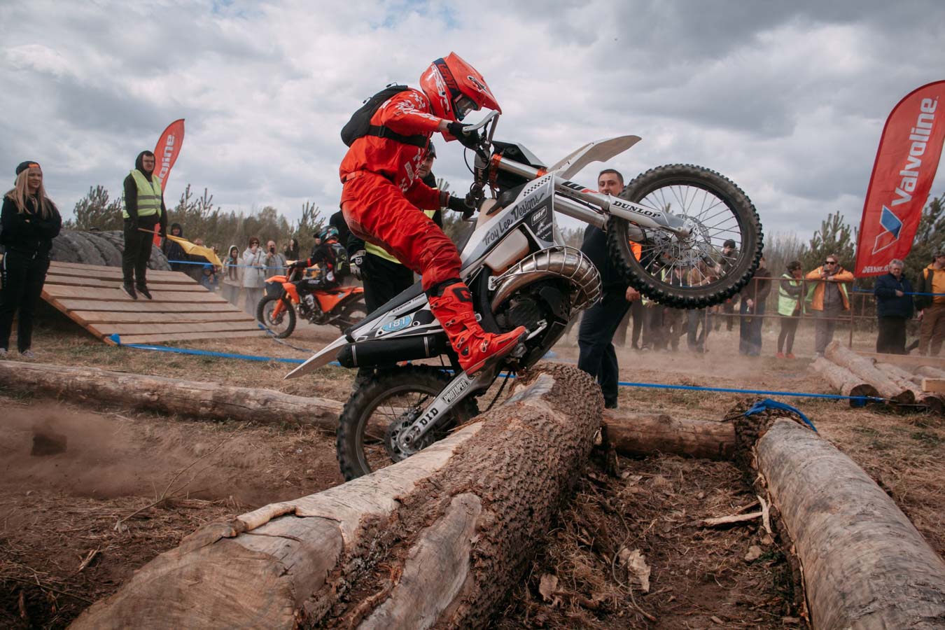 Соревнования по Эндуро под Красносельском