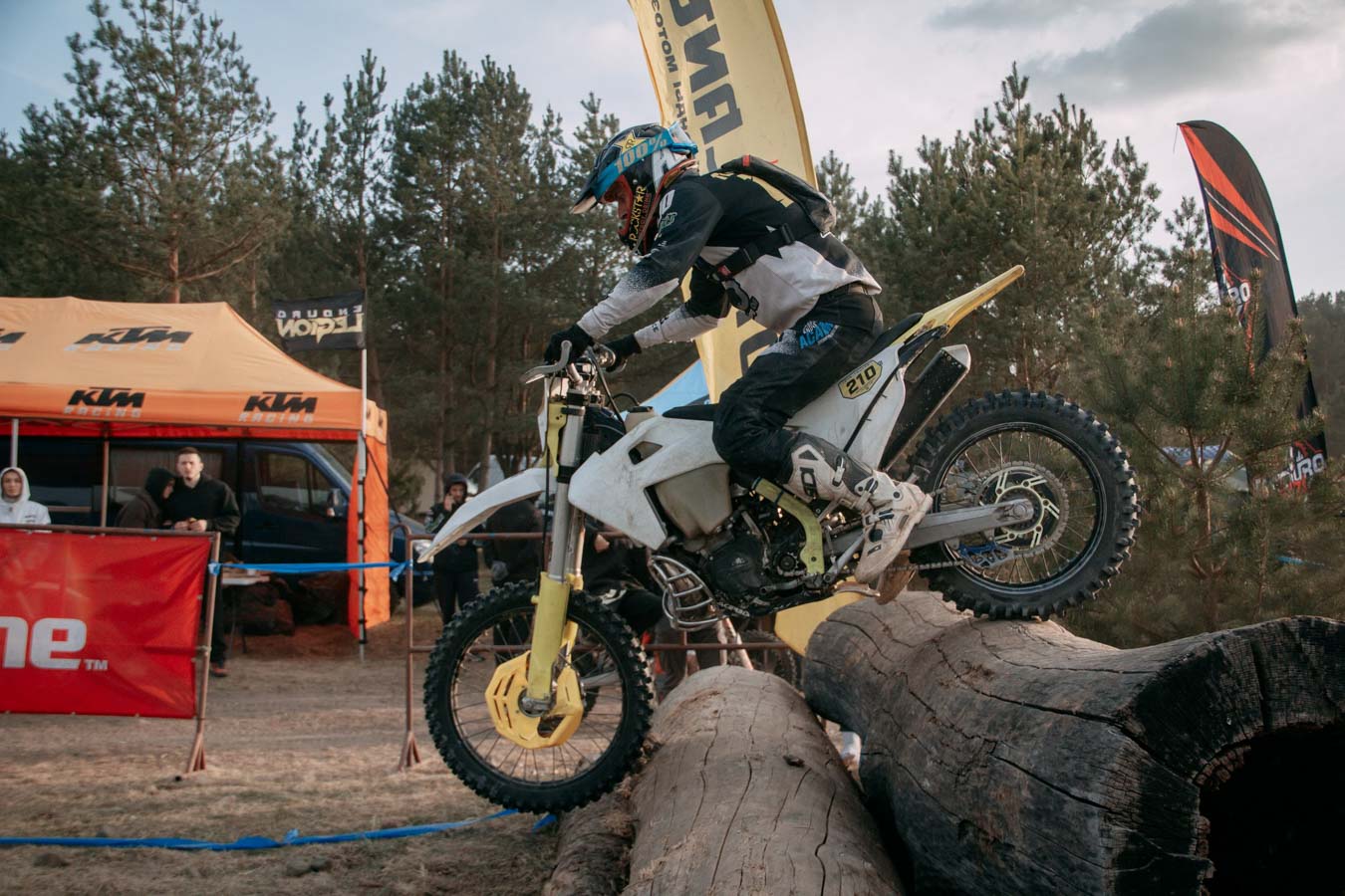 Соревнования по Эндуро под Красносельском