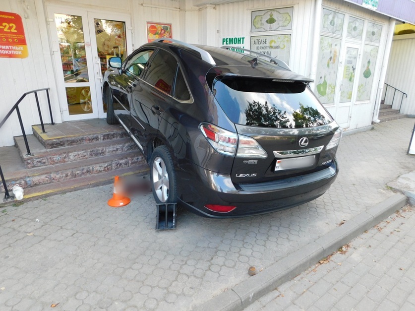 molodechno lexus 08 25 02