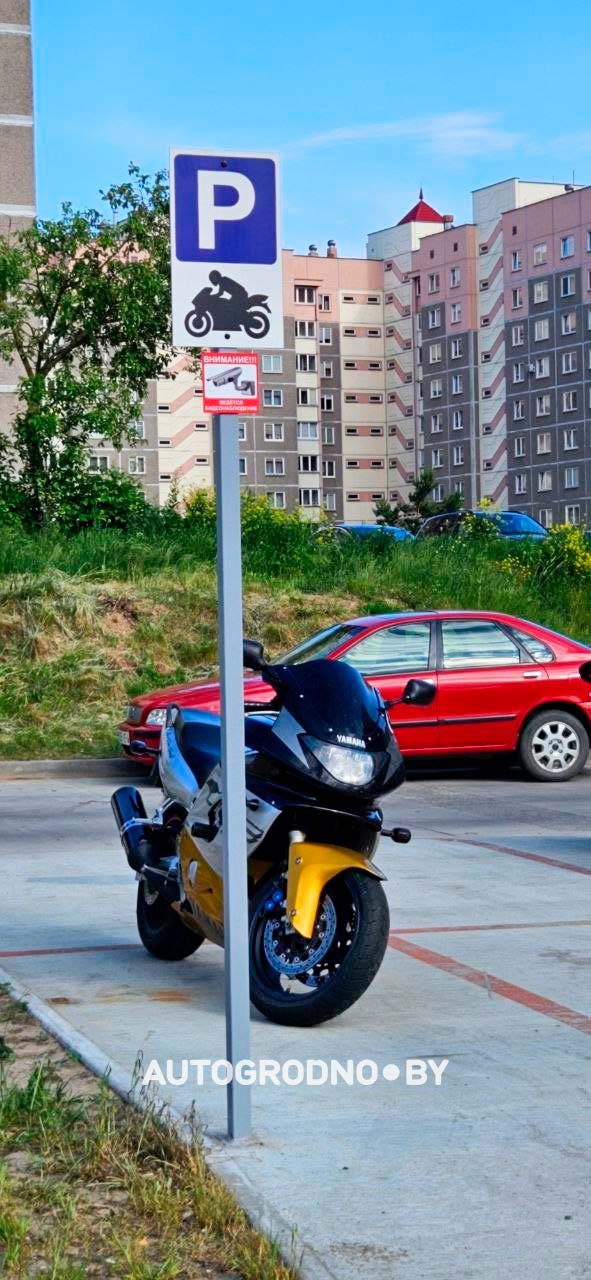 Гениальная парковка для мотоциклов в Гродно