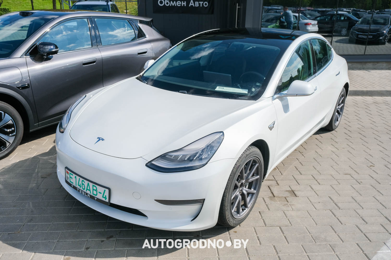 Какие автомобили представлены в автохаусе Авто Арена в Гродно