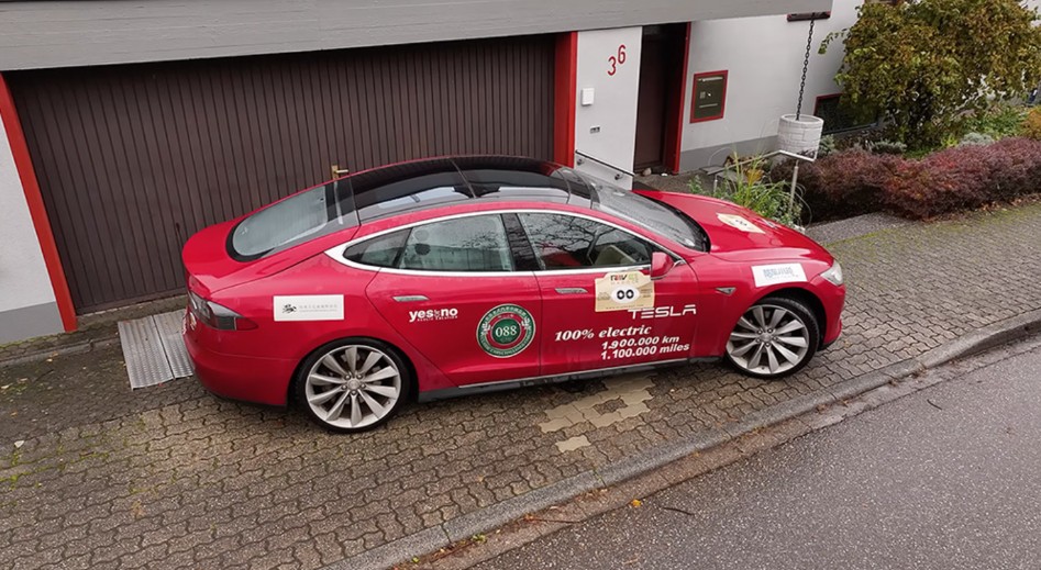 rekord tesla 05