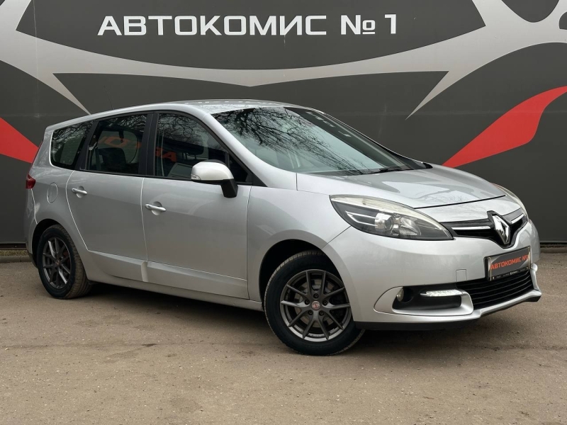 Renault Grand Scenic 2013