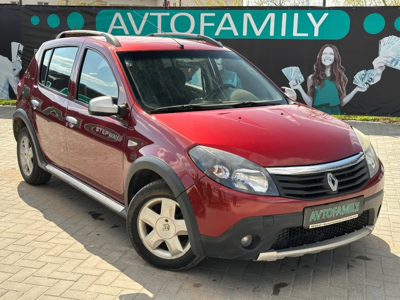 Renault Sandero 2013