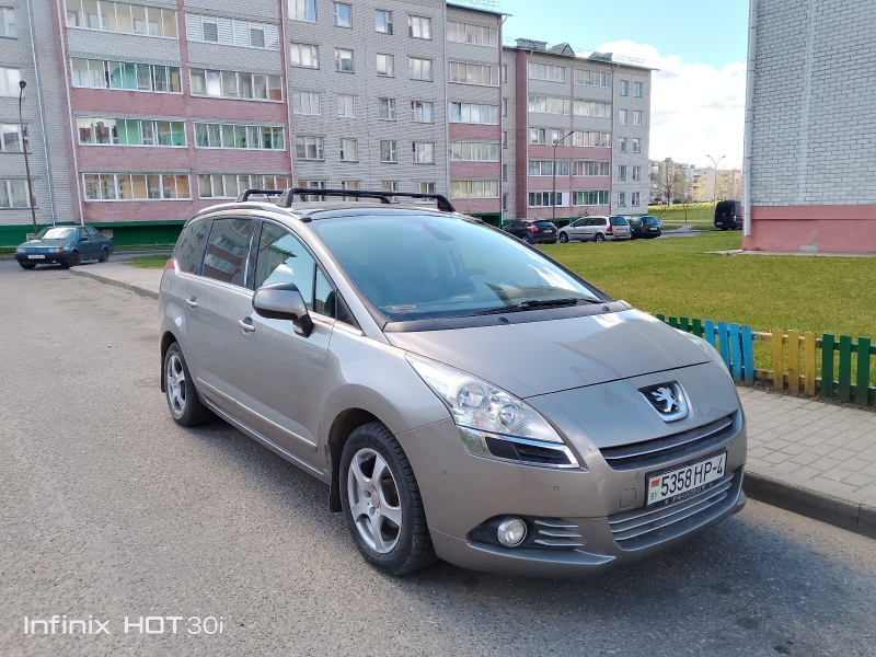 Peugeot 5008 2010