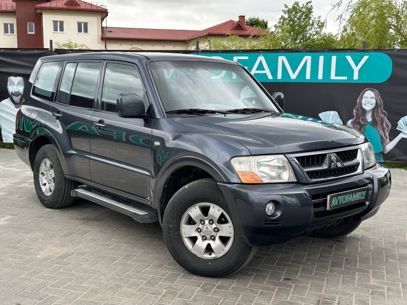 Mitsubishi Pajero 2006