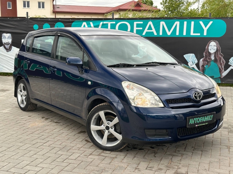 Toyota Corolla Verso 2005