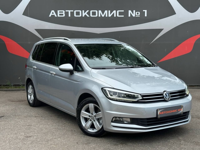 Volkswagen Touran 2015