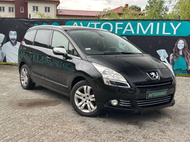 Peugeot 5008 2011