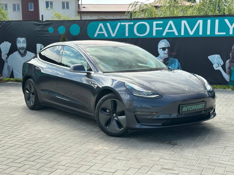 Tesla Model 3 2018