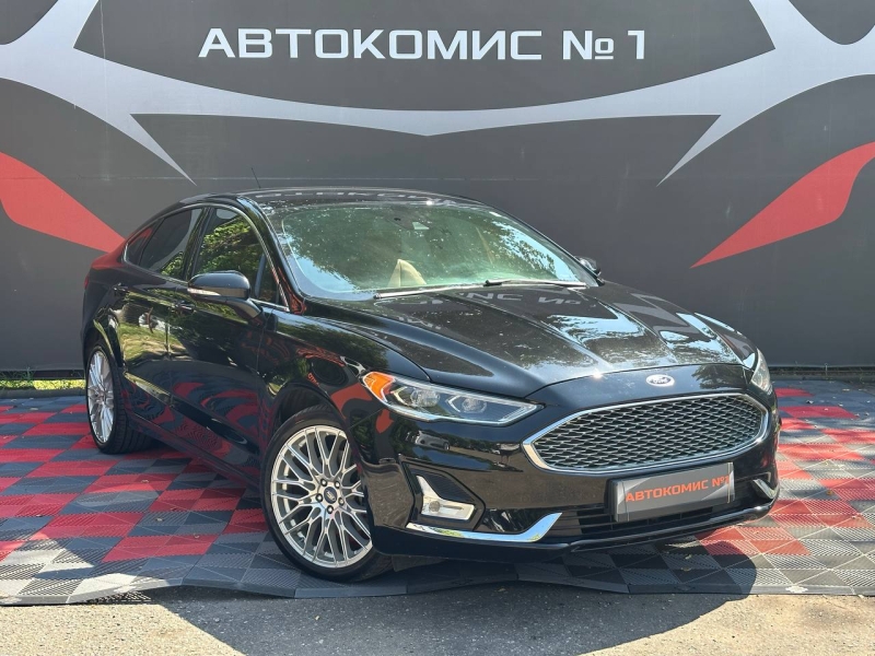 Ford Fusion USA II · 2-й рестайлинг, 2020 г. в Гродно