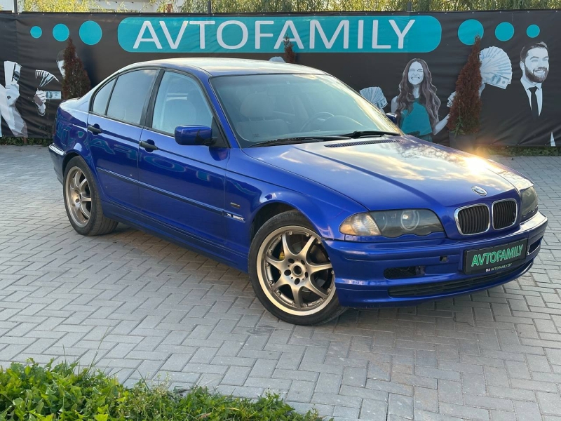 BMW 318