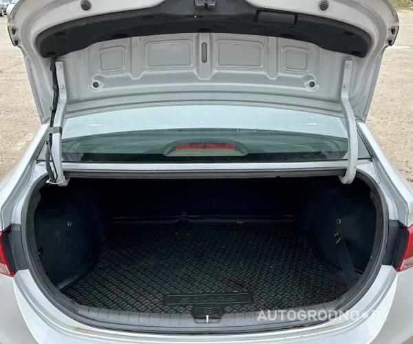 https://autogrodno.by/media/com_expautospro/images/big/_660fad684ed57.jpg
