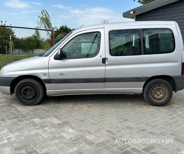 https://autogrodno.by/media/com_expautospro/images/big/_66bf4bb608502.jpg