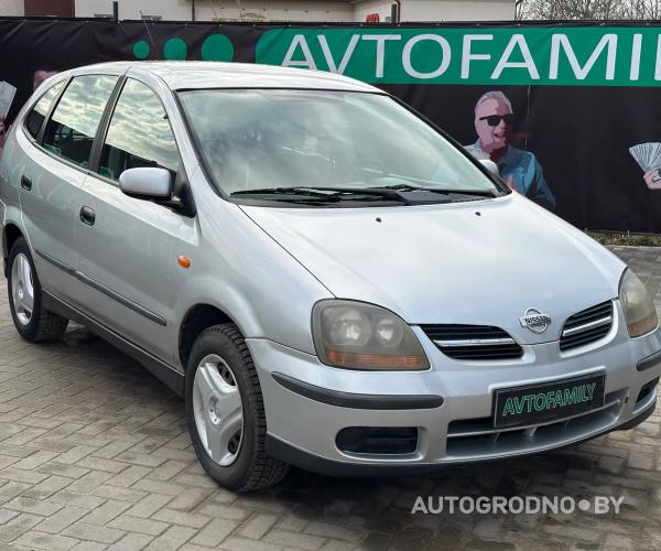 Nissan Almera Tino 1998