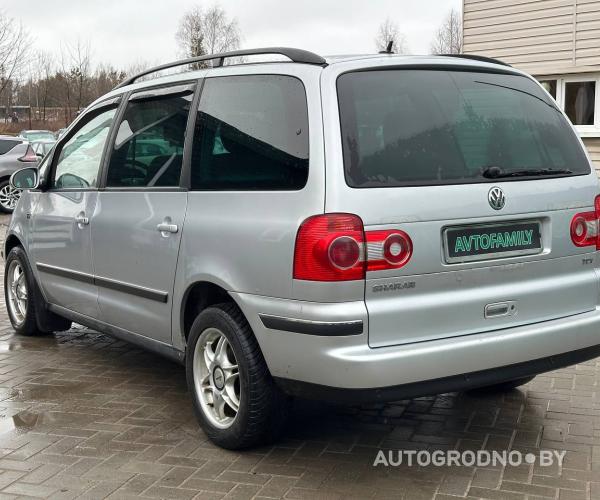 https://autogrodno.by/media/com_expautospro/images/big/_679ddd73ee8a1.jpg