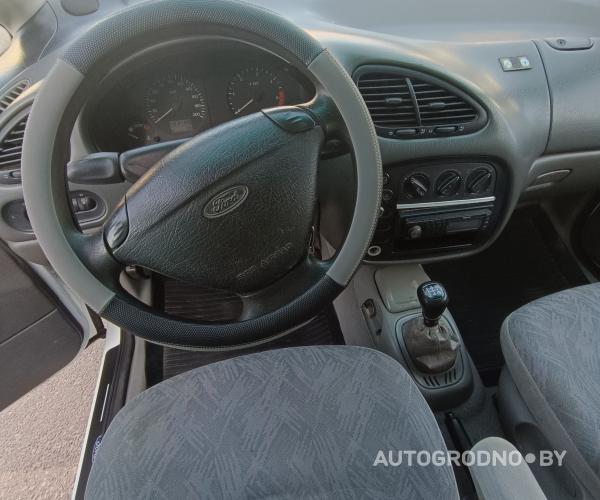 https://autogrodno.by/media/com_expautospro/images/big/_68341cbba05db.jpg