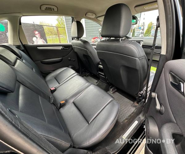 https://autogrodno.by/media/com_expautospro/images/big/_6835fe3ab005a.jpg