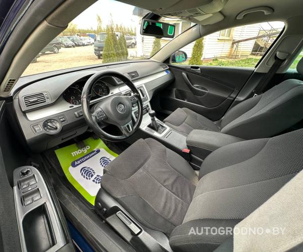 https://autogrodno.by/media/com_expautospro/images/big/_6838365ac11bc.jpg