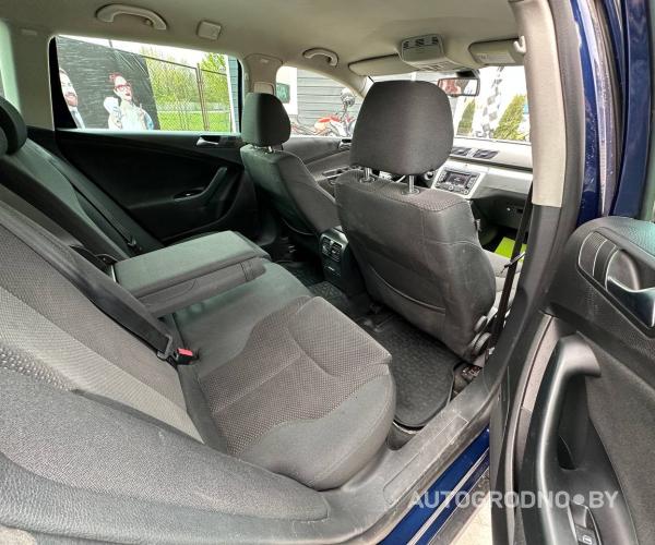 https://autogrodno.by/media/com_expautospro/images/big/_6838365b3a1dc.jpg
