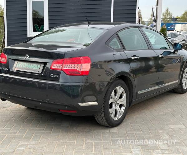 https://autogrodno.by/media/com_expautospro/images/big/_683838150a1de.jpg