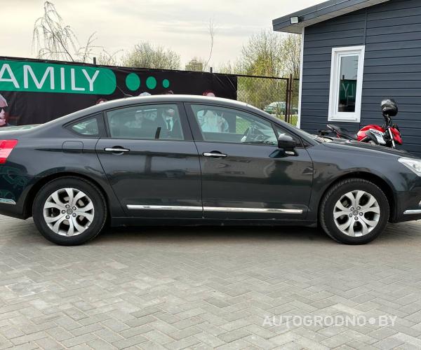 https://autogrodno.by/media/com_expautospro/images/big/_683838153cf01.jpg