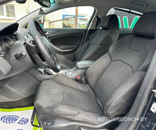 https://autogrodno.by/media/com_expautospro/images/big/_68383815a54e4.jpg