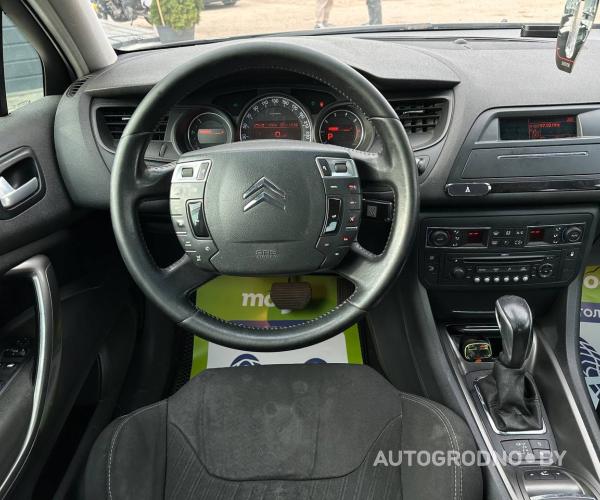 https://autogrodno.by/media/com_expautospro/images/big/_683838167b1ef.jpg