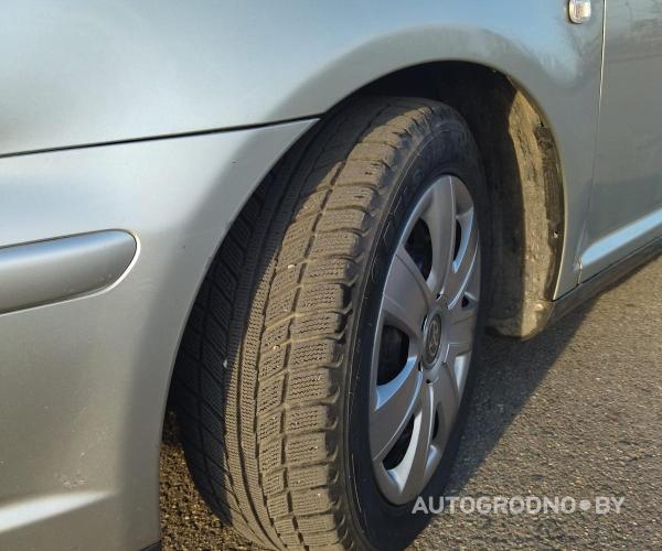 https://autogrodno.by/media/com_expautospro/images/big/_6842d892b42f3.jpg