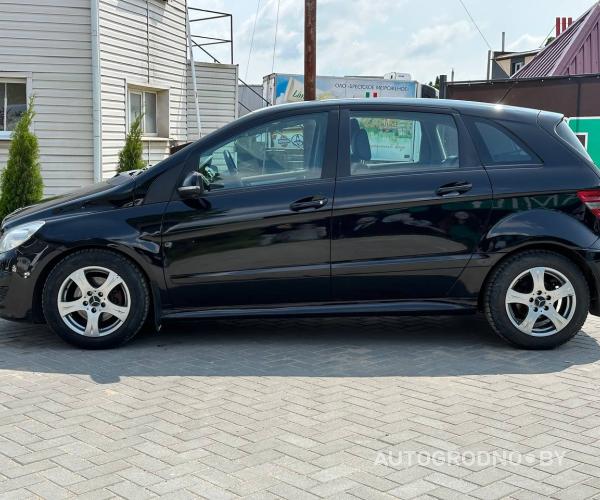 https://autogrodno.by/media/com_expautospro/images/big/_684c32146725a.jpg