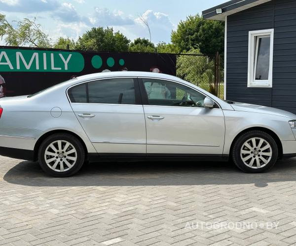 https://autogrodno.by/media/com_expautospro/images/big/_686616528404d.jpg