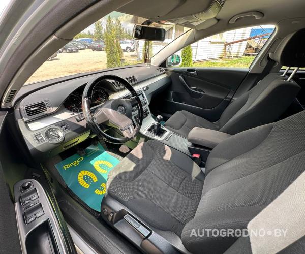 https://autogrodno.by/media/com_expautospro/images/big/_68661652b799c.jpg