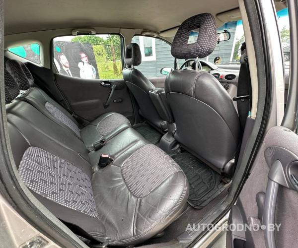 https://autogrodno.by/media/com_expautospro/images/big/_686630390856f.jpg