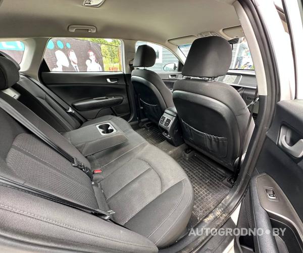 https://autogrodno.by/media/com_expautospro/images/big/_686632cc4145a.jpg