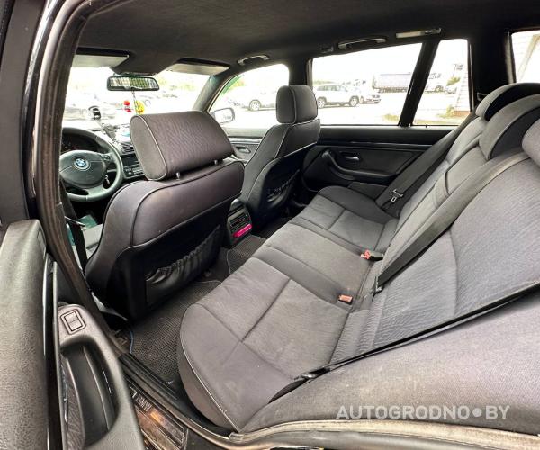 https://autogrodno.by/media/com_expautospro/images/big/_686637654a003.jpg
